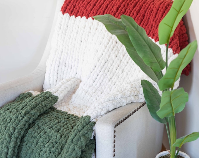 Jolly Cowbell Christmas Quilted Blanket NCU0DK1498