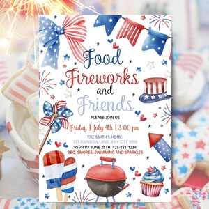 Carte personnalisée du 4 juillet Invitation barbecue Fête de l'Indépendance Invitation barbecue Food Friend et feux d'artifice Carte de voeux Lots