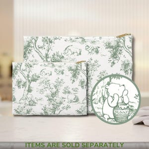 Bolsa para accesorios de Winnie-the-pooh Toile de Jouy verde salvia, bolsa estética para cosméticos, bolsa clásica para accesorios de bebé de Winnie-the-pooh, bolsa de viaje para mamá