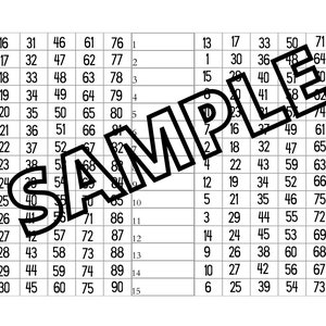 以下が含まれることがあります： 1から90までの数字がグリッド状に配置された白黒のビンゴカード。数字は15行で、各行は異なる数字から始まります。