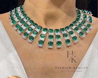 Conjunto de collar y pendientes con colgante de diamantes americanos: elegante joyería india.