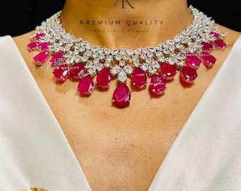 Conjunto de collar y pendientes con colgante de diamantes americanos: elegante joyería india.