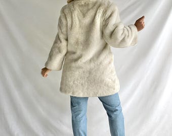 Vintage 90s Coat | Size M/L | Faux Fur | OffWhite