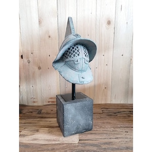 Helmet Gladiator Warrior Statue Decorative Figure Polyresin - Modern Decoration Sculpture - L 19x15,5x42H cm