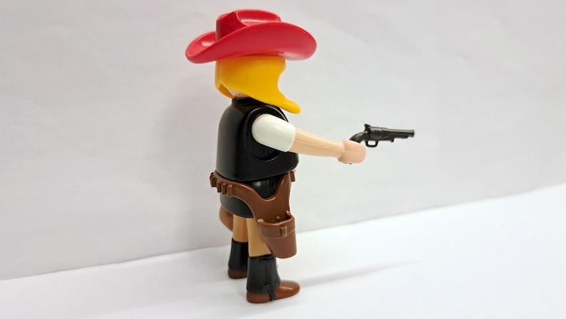 Figurine Playmobil Cowgirl Country Avec Grand Chapeau Et Lasso - Série Mystère 13 - Réf. 9333