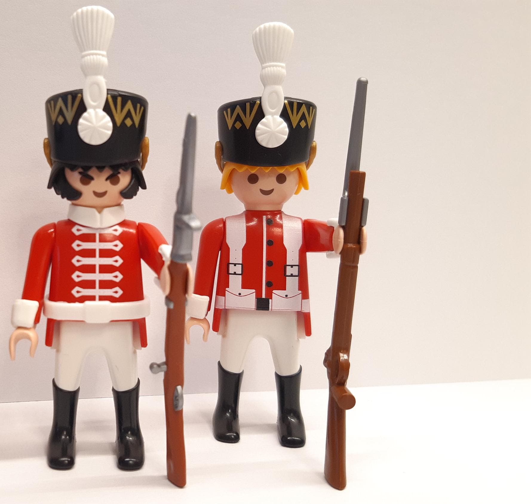 新品 PLAYMOBIL 6228 英国の軍人 プレイモービル 新品 PLAYMOBIL 6228 英国の軍人 プレイモービル