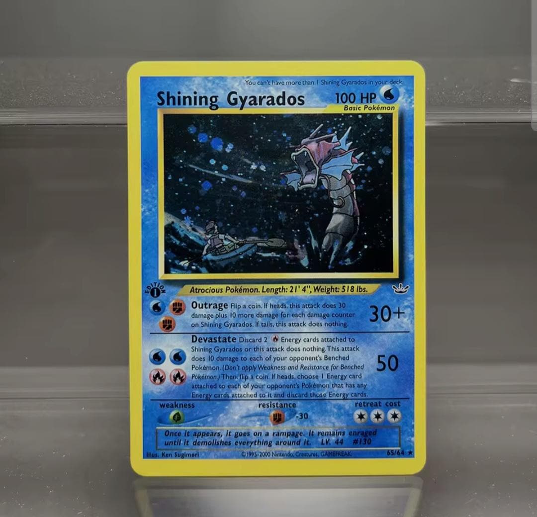 Shining Gyarados 100 HP ポケモンカード 2001 Pokémon Neo Revelation Shining Gyarados 1st Edition #65 - PSA