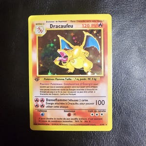Hochwertige 1st Dracaufeu Kundenspezifische Handgefertigte holographische französische Karte mit Pro-Fall plus kostenloser Versand
