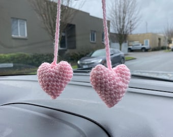 Gehaakt hart autobedel: Valentijnsdag achteruitkijkspiegeldecoratie