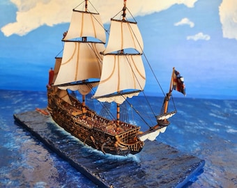 Grand souverain des mers |  Miniature de bateau anglais du XVIIe siècle | Coque de 2,7" à 9,2" | Miniatures Turner