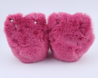 Faux Fur Fluffy Decorative Toe Guard Caps for Roller Skates - Heart Shaped