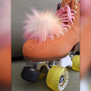 2 Pieces Fluffy Tie-On Roller Skate Pom Poms with Jingle Bells Colorful Roller Skates Fuzzy Pom Poms for Girls Women Quad Roller Skates Decoration