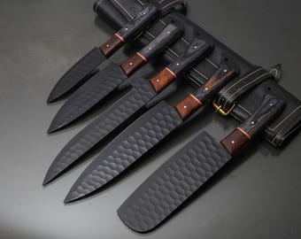 Set di 5 coltelli da chef in acciaio ad alto tenore di carbonio – Lama verniciata a polvere con manico grigio e in palissandro – Set di coltelli da cucina artigianali con astuccio in pelle