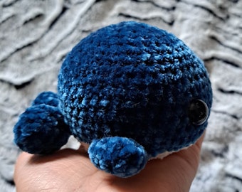 Amigurumi - Blue crochet whale