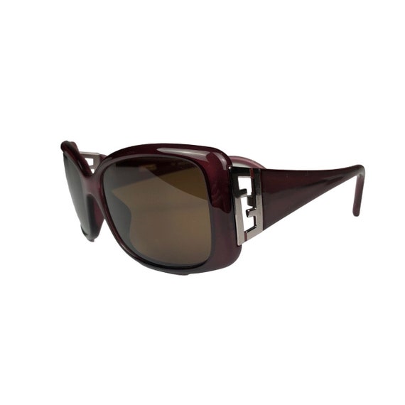 fendi sunglasses logo