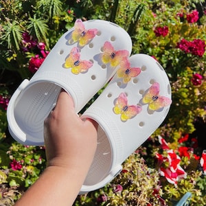 Crocs shoe charms butterfly various colors ( 6 piece set )