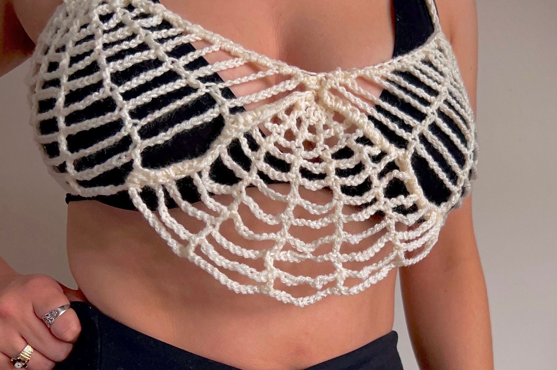 Spider Web Bralette: Crochet pattern