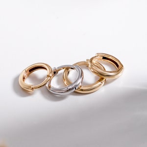 Small Mini Hoop Earrings in 14K 18K Solid Gold, Dainty Hoops Huggies, Delicate Open Hoop Earrings, Tiny Sleeper Hoops, Plain Huggies for Her