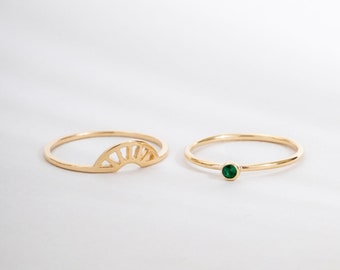 Anillo Sunshine de oro macizo de 14 quilates, delicado anillo apilable con diseño de rayos de sol.