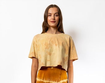 Plant dyed organic cotton crop tee - meadow