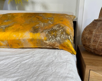 Plant dyed silk pillowcase set  | plant dyed | botanically dyed | gentle on the skin | non toxic