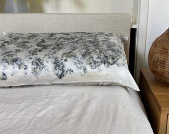 Nature dyed silk pillowcase set  | plant dyed | botanically dyed | gentle on the skin | non toxic | hand dyed on 100% silk | healthy sleep