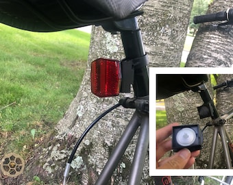 AirTag Bike Case Mount Discrete Stealth Bicycle Mount Rear Reflector Shell Mount for Apple Air Tag Tracker