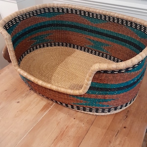 Bolga Dog Basket | Handwoven Dog bed | Dog furniture | Medium Dog bed