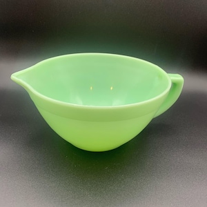 Jadeite Fire King Batter Bowl with Handle & Pour Spout
