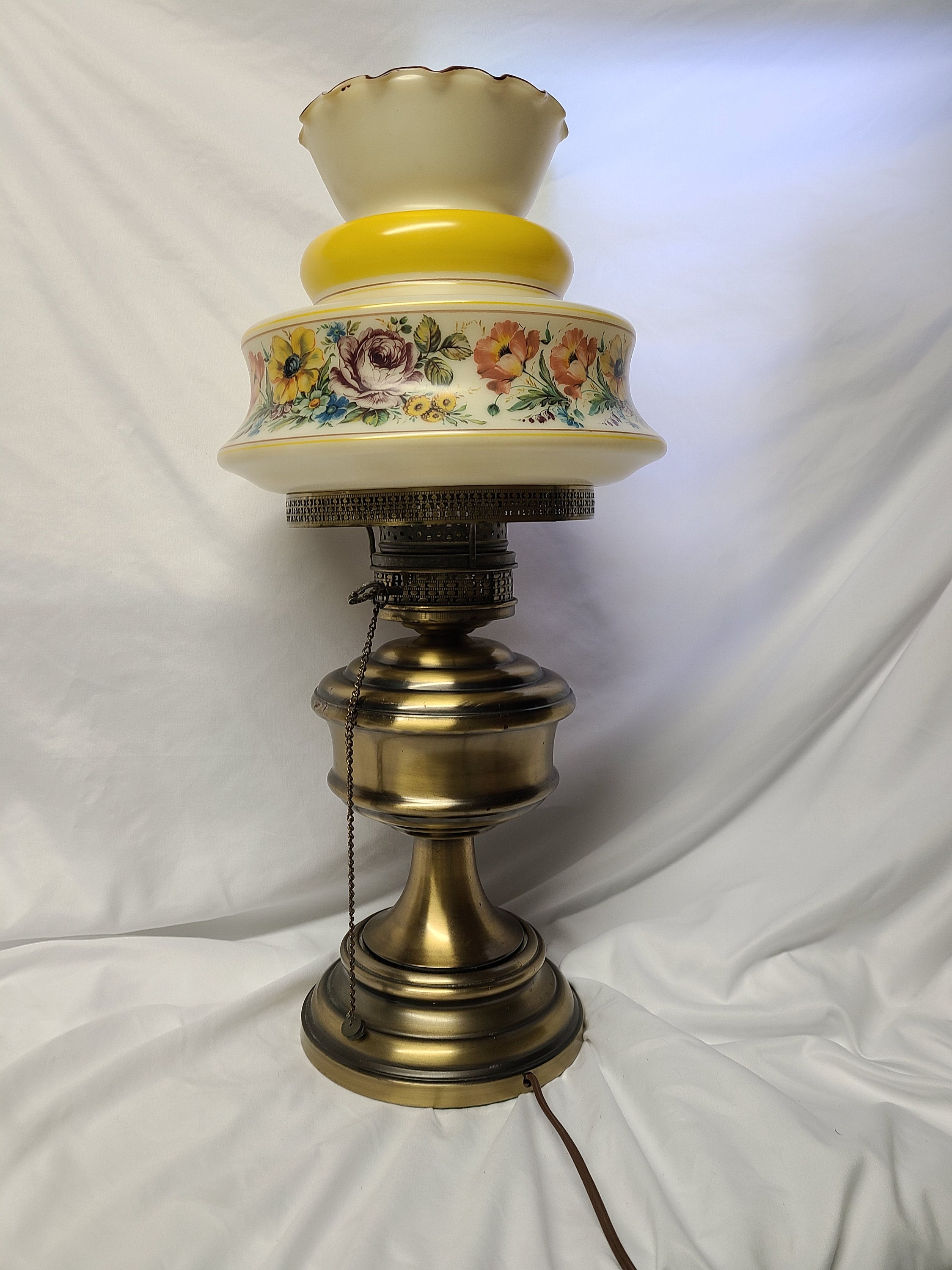 Lighting Lamps with glass shade in floral pattern Vintage Lamp Home