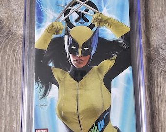 X-Men #1 Mike Mayhew Exclusive Cover A Trade Dress X-23