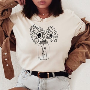 Wildflower Tshirt, Wild Flowers Shirt,Ladies Shirts,Best Friend Gift, Floral Tshirt, Flower Shirt,Gift for Women,Aesthetic Wild Flower Shirt