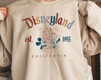Disneyland sweatshirt, Vintage disney sweatshirt, Disneyland Est 1955, Disneyland Shirt, disney sweatshirt, disneyland Shirt,Disneyland