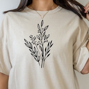 Wildflower Tshirt, Wild Flowers Shirt,Ladies Shirts,Best Friend Gift, Floral Tshirt, Flower Shirt,Gift for Women,Aesthetic Wild Flower Shirt