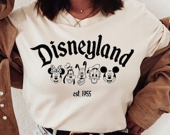 Retro Musse Pigg och vänner Disneyland Est 1955 T-shirt, Disneyland-tröja, familjesemestertröja 2022, Magic Kingdom, Minnie Donald Pluto-tröja