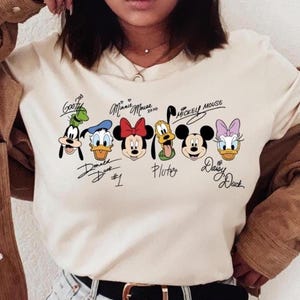 Disney shirt, disneyland shirt Tee, Disney Trip Shirt, Disneyland Shirt, Disneyworld Shirt, Cute Coquette Tee Mickey and Friends Signatures