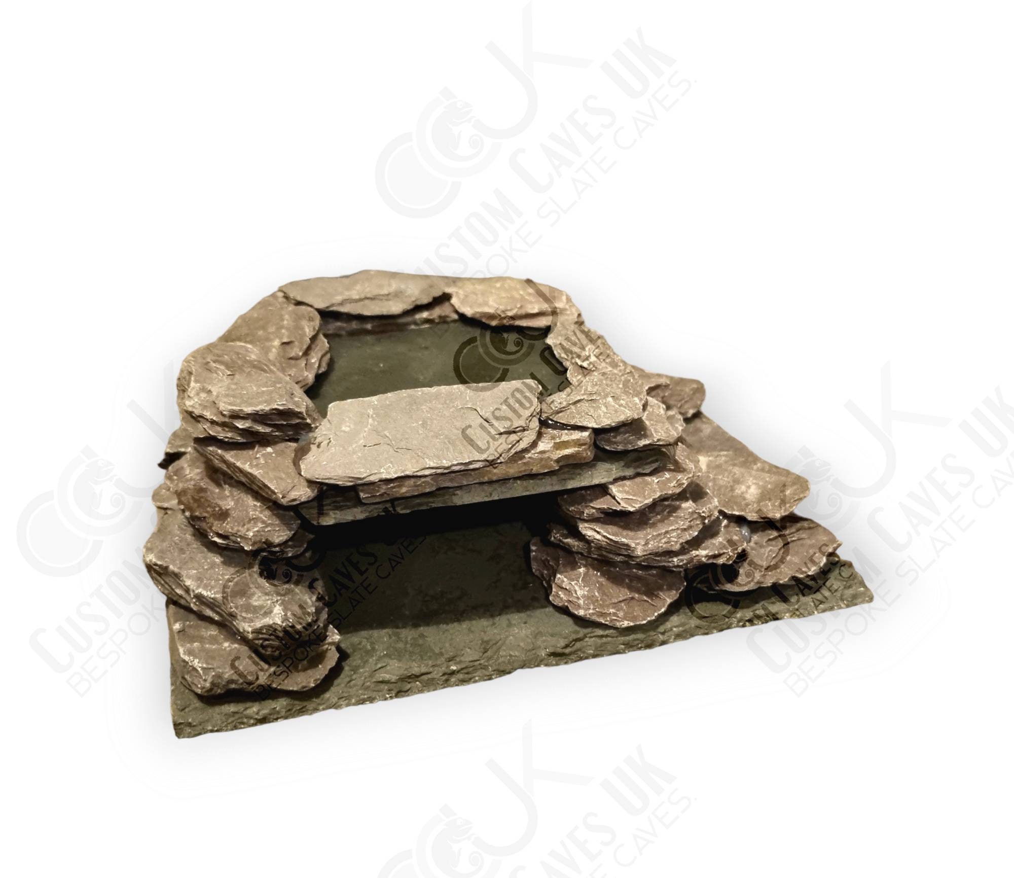This is my new leopard geckos naturalistic set up. I used excavator clay to  make a túnel and a hide, I used a solid rock hide which will retain the  heat from