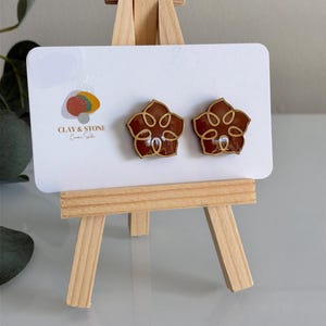 Gold Line Floral Stud Earrins | Glossy Warm Brown Flower Posts | Modern Boho Polymer Clay Jewelry | Flower Stud Earrings