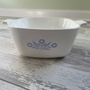 Vintage Corning Pyroceram Blue Cornflower Casserole dish