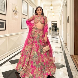 hindu engagement dress for bride Dimah