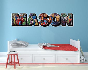 Calcomanía de pared personalizada con nombre de superhéroe: decoración de cómics personalizada para habitación infantil, dormitorio de niño y niña, arte mural divertido de héroes.