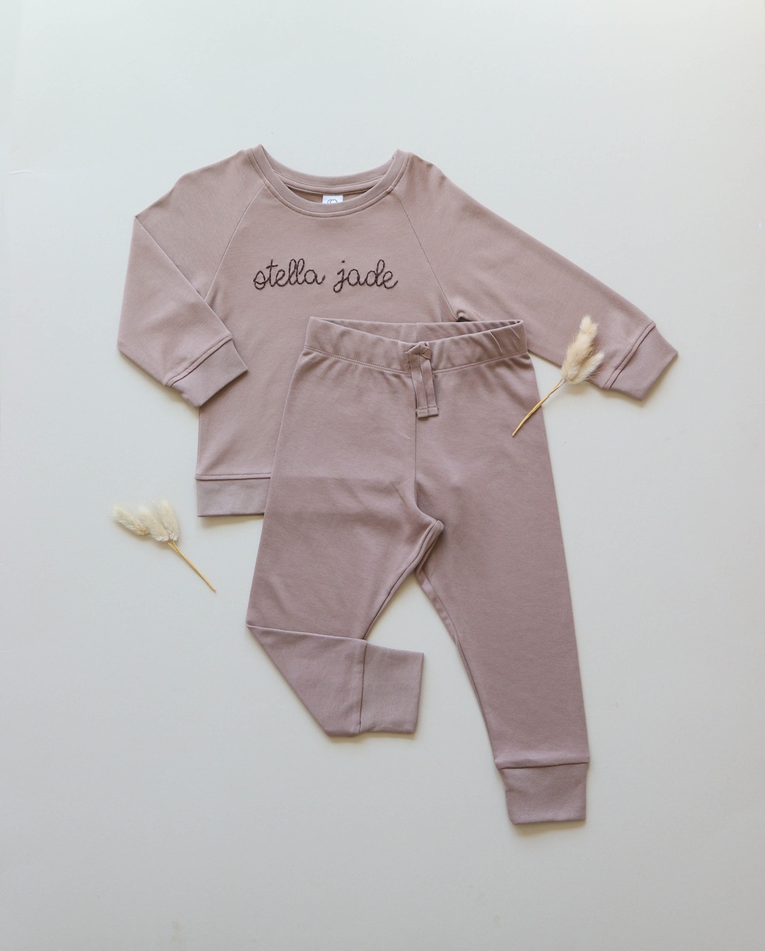 Custom Hand-embroidered Baby Set// Personalized Baby Gift - Etsy