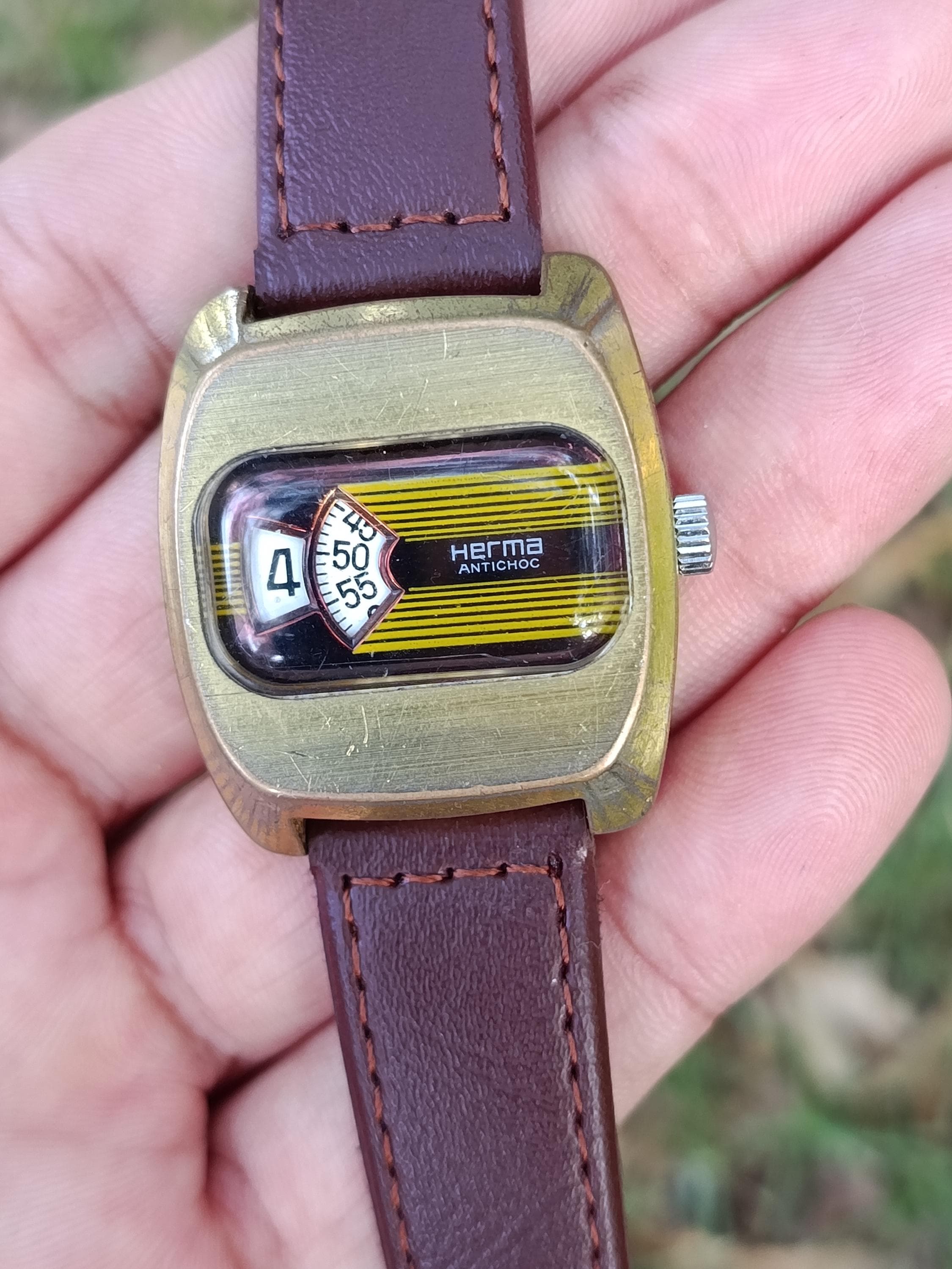 Gold Tone Jump Hour Watch 本体 Jump Hour Watch Womens - Etsy