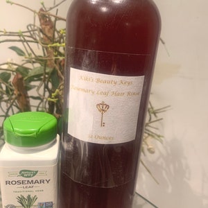 Rosmarin-Blatt-Haar-Wachstums-Spülung. Wachsende Kanten schnell. Haarbruch. Doppeltes Wachstum. Rosmarinwasser.