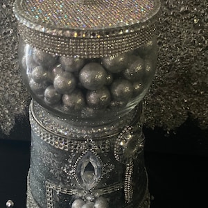 Glam GlamBall  machine decor