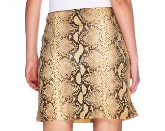 スカート GUCCI by Tom Ford SS2000 Python Skirt GUCCI by Tom Ford Women's Beige Python Leather Skirt