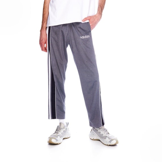 Pull gris adidas hotsell