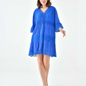 Oversized mini-jurk met 3/4-mouwen en kanten detail V-hals in koningsblauwe, chique jurk