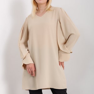 Loose Fit V Neck Tops, 3/4 Sleeves Tunic Top, Lightweighted Summer Tunic, Elegant Tunic Top, Capsule Wardrobe Top, Chic Tunic