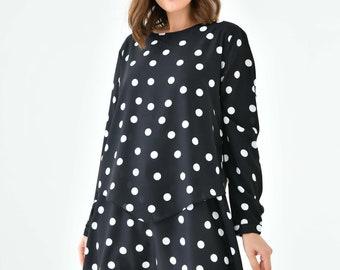 Oversized tuniek met stippen: gelaagde blouse met 3/4-mouwen